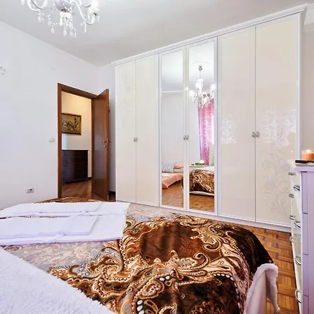 Apt Venice Гостевой дом